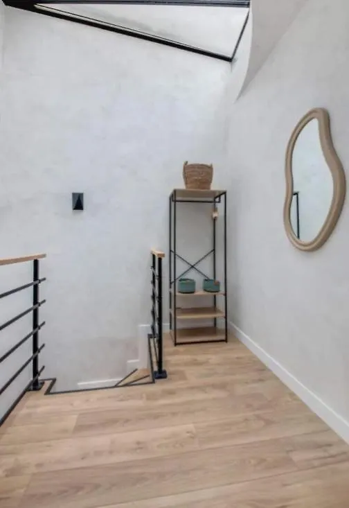 Apartment Maison De Charme Au Coeur De Batignolles Paris